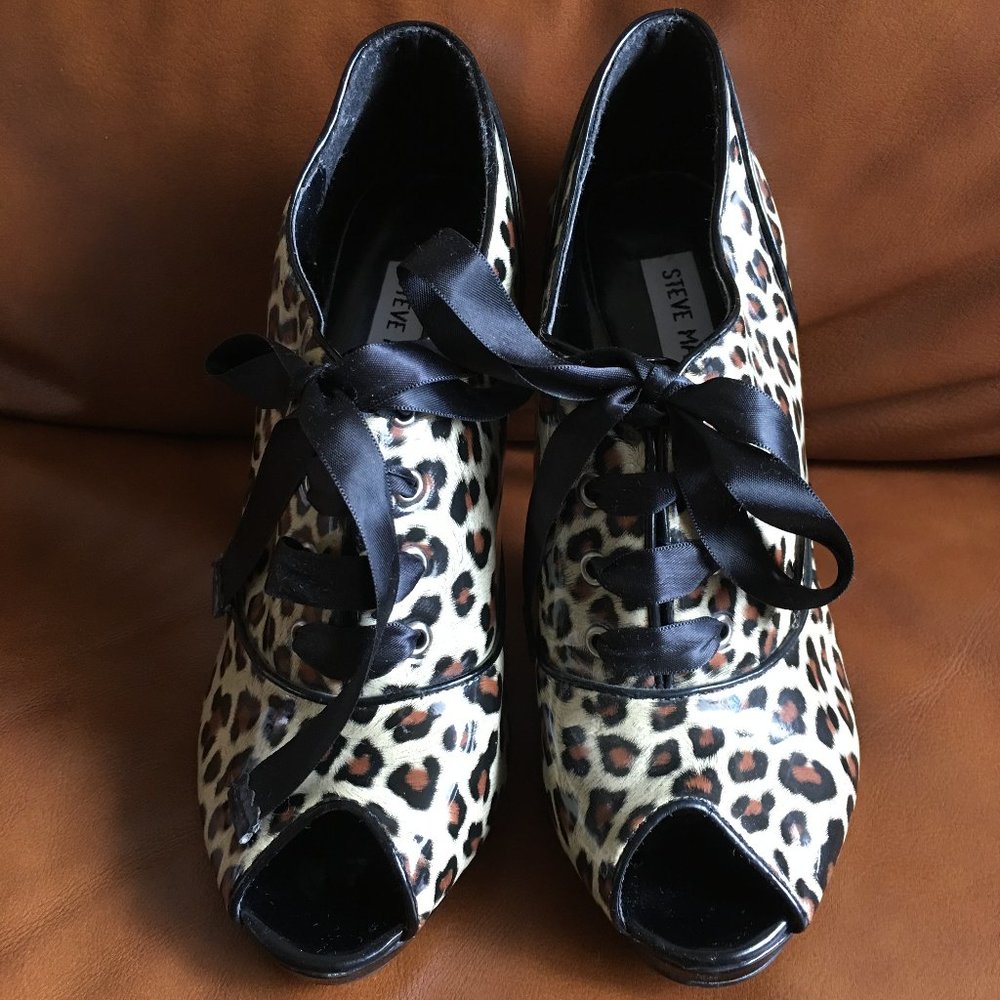 Steve Madden Leopard Print Open Toe Lace Up Pumps… - image 1